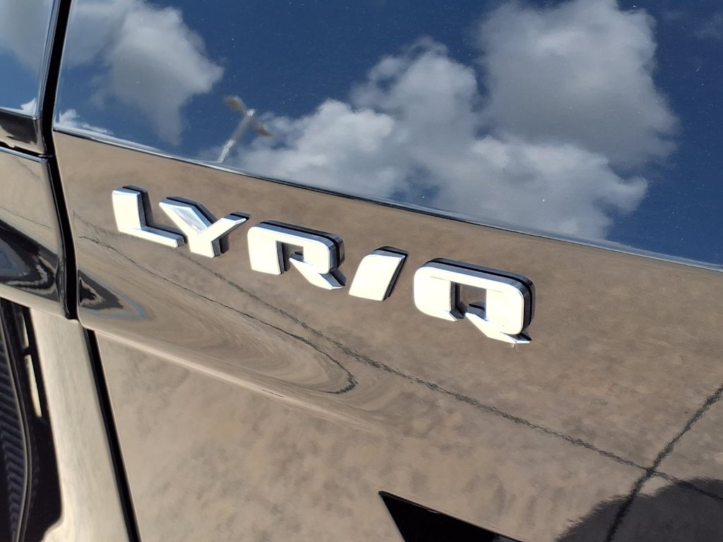 Thumbnail: 2024 Cadillac Lyriq - 7