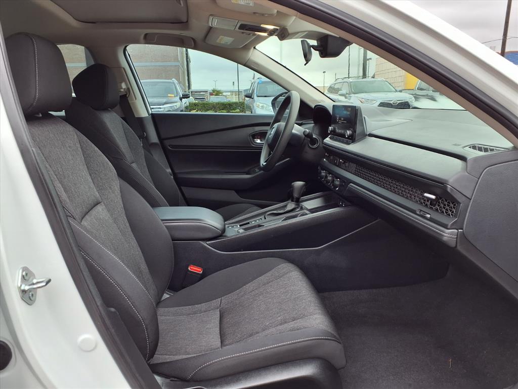 Thumbnail: 2023 Honda Accord - 12