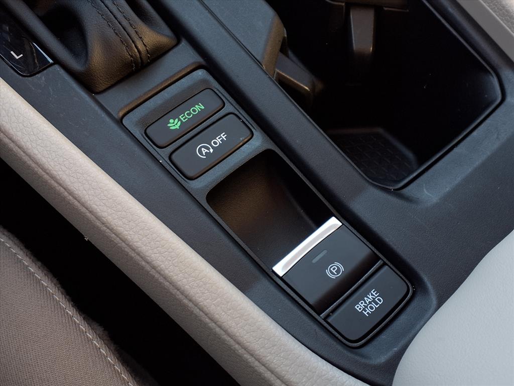 Thumbnail: 2025 Honda Accord - 25