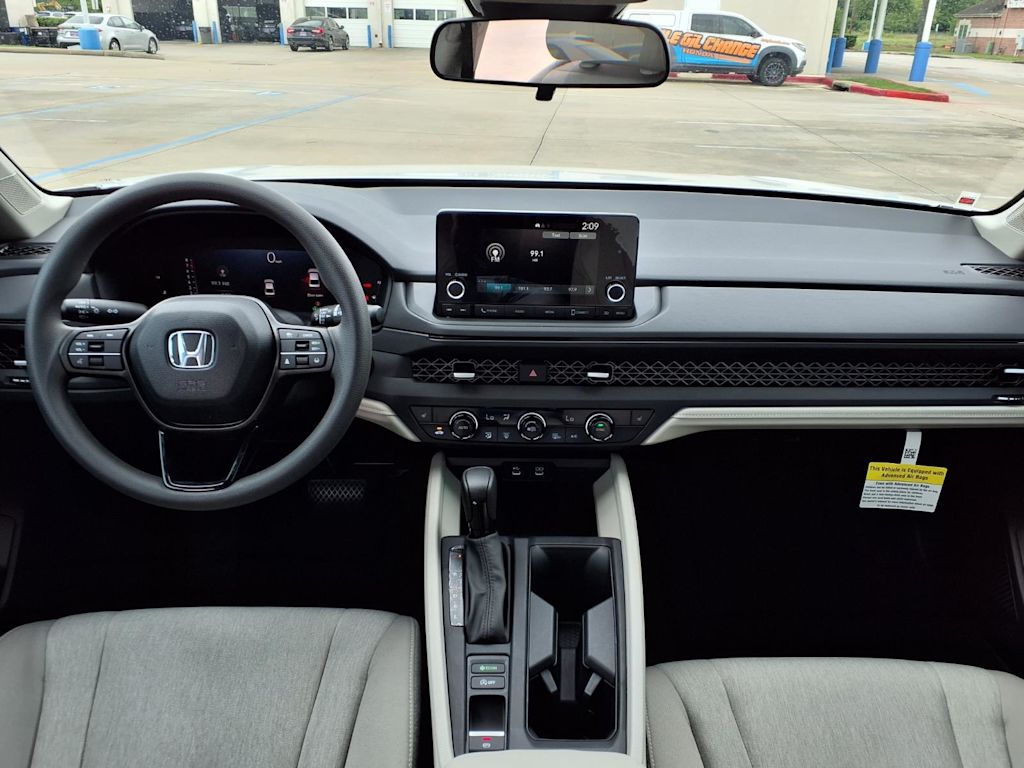 Thumbnail: 2025 Honda Accord - 10