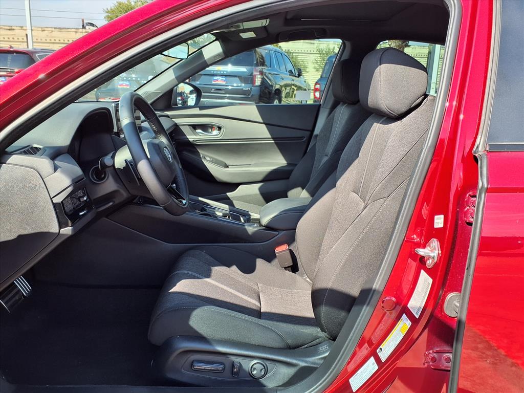 Thumbnail: 2025 Honda Accord - 11