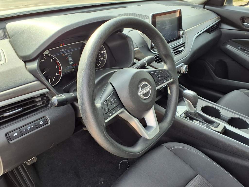 Thumbnail: 2025 Nissan Altima - 2