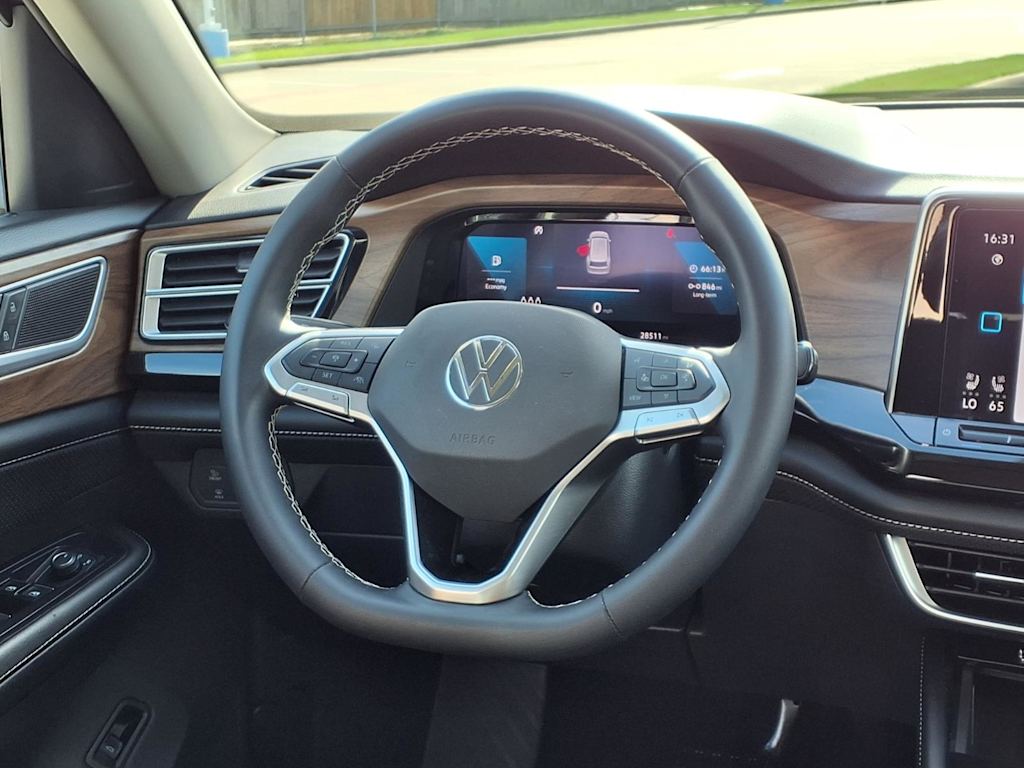 Thumbnail: 2025 Volkswagen Atlas - 12