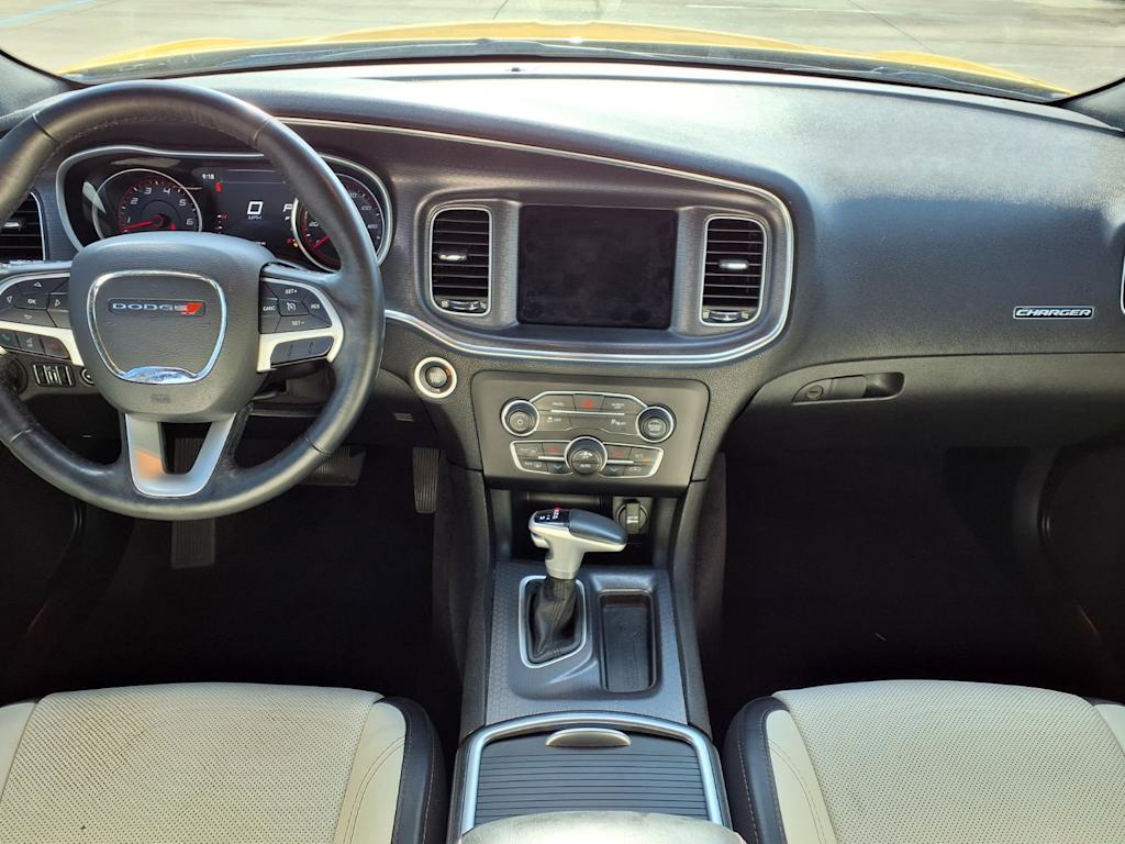 Thumbnail: 2017 Dodge Charger - 10
