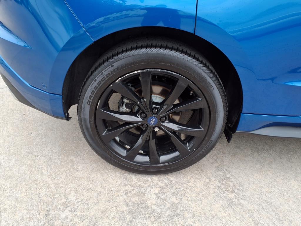 2018 Ford Edge Sport 8