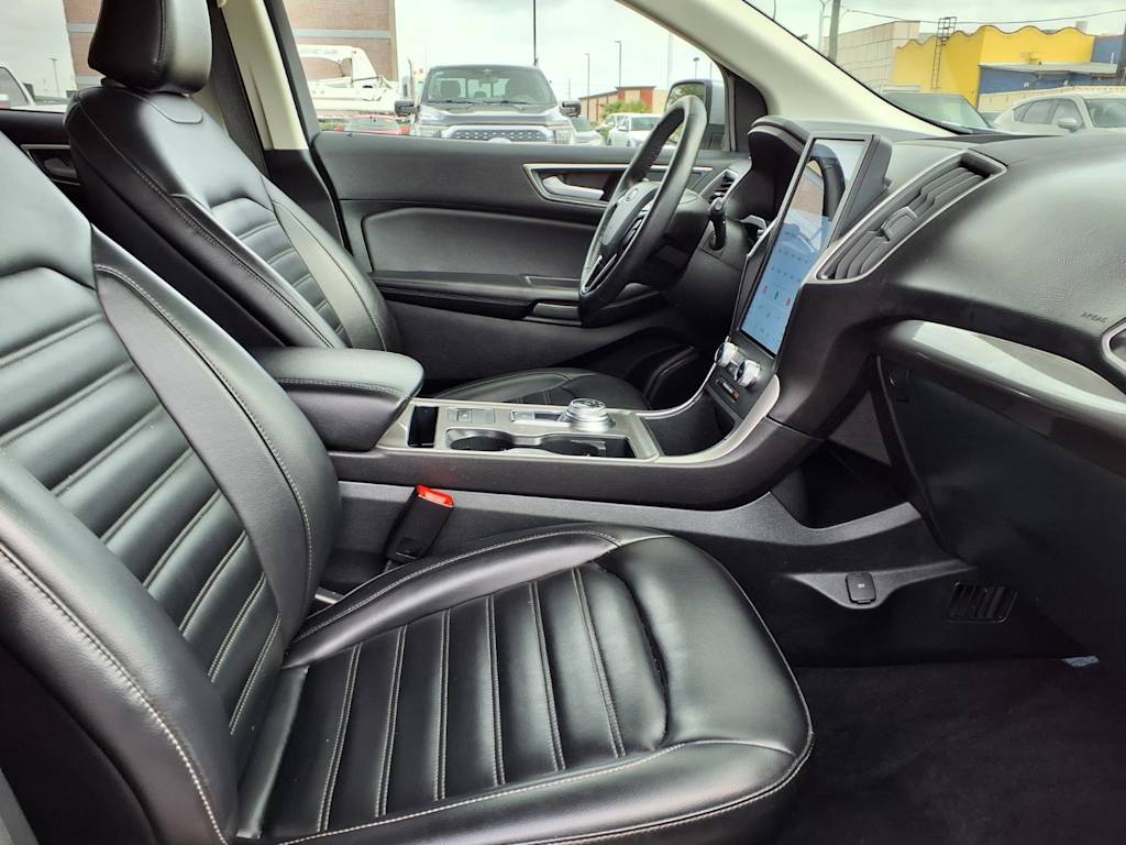 Thumbnail: 2024 Ford Edge - 11