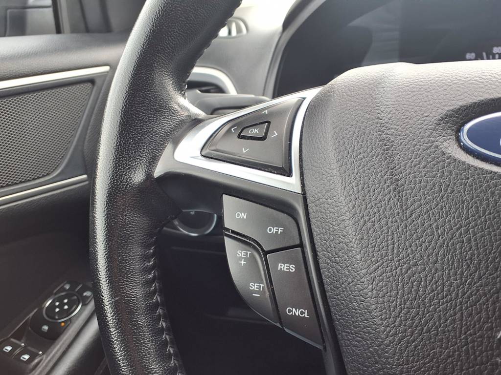 Thumbnail: 2023 Ford Edge - 24