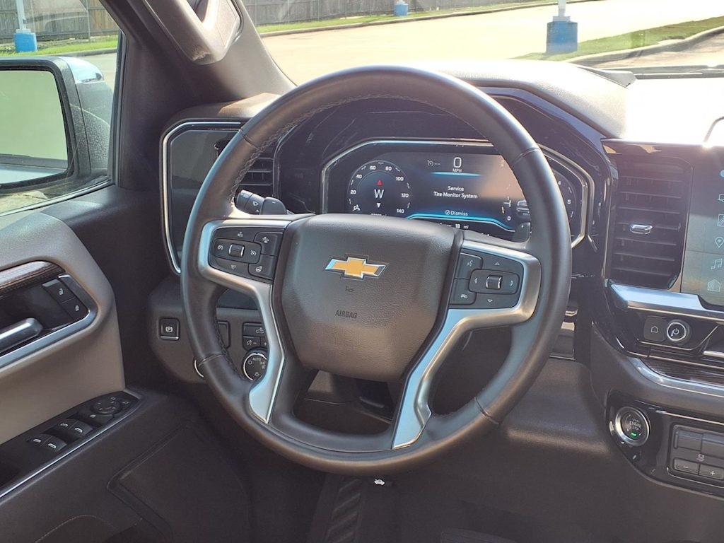 Thumbnail: 2025 Chevrolet Silverado 1500 - 13