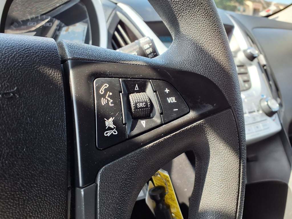 Thumbnail: 2015 Chevrolet Equinox - 23