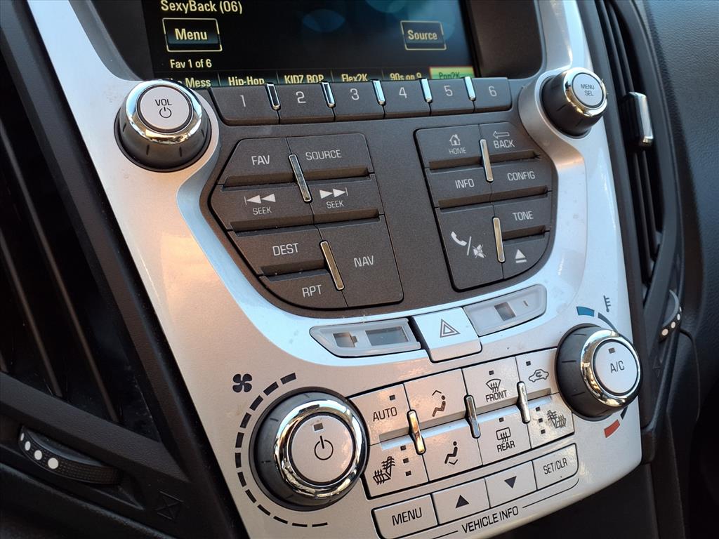 Thumbnail: 2015 Chevrolet Equinox - 25