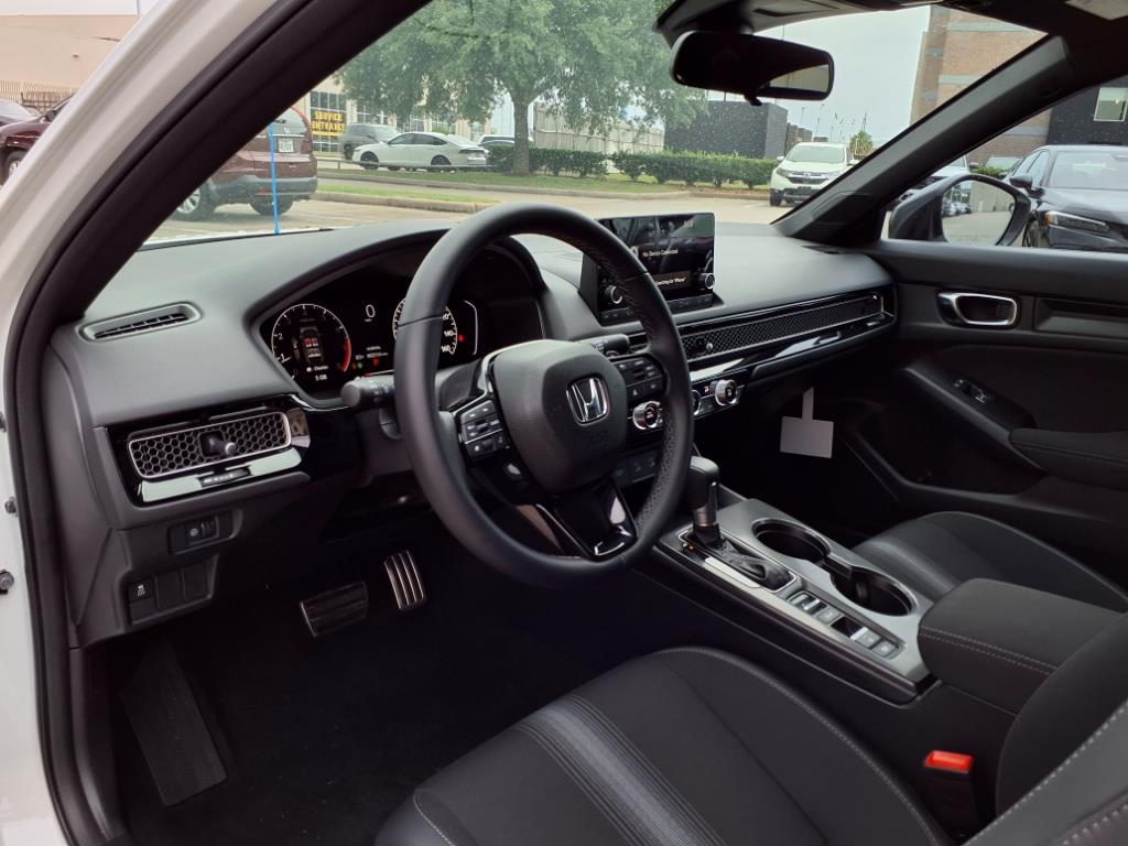 2025 Honda Civic Sport 2