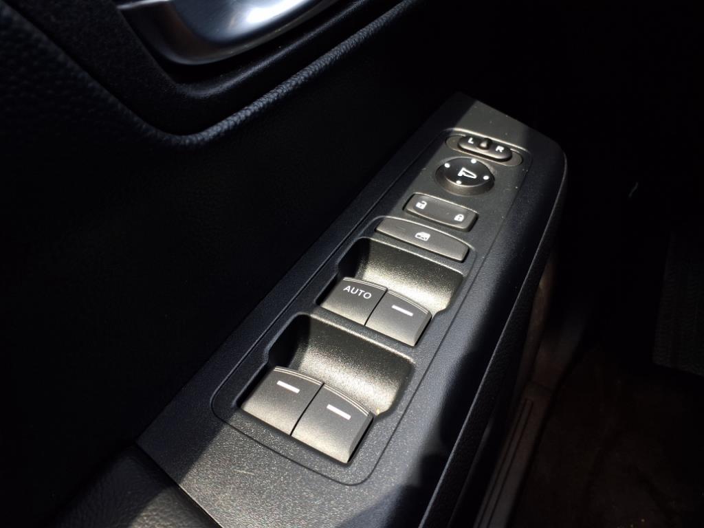 2024 Honda CR-V LX 24