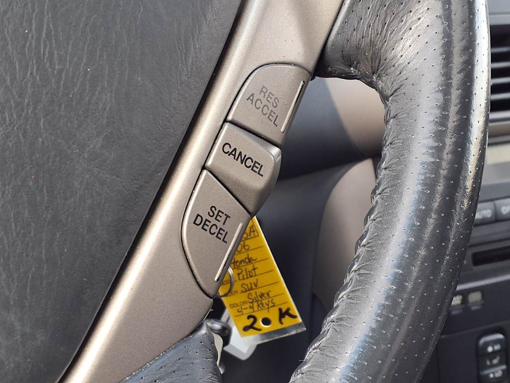 Thumbnail: 2006 Honda Pilot - 16