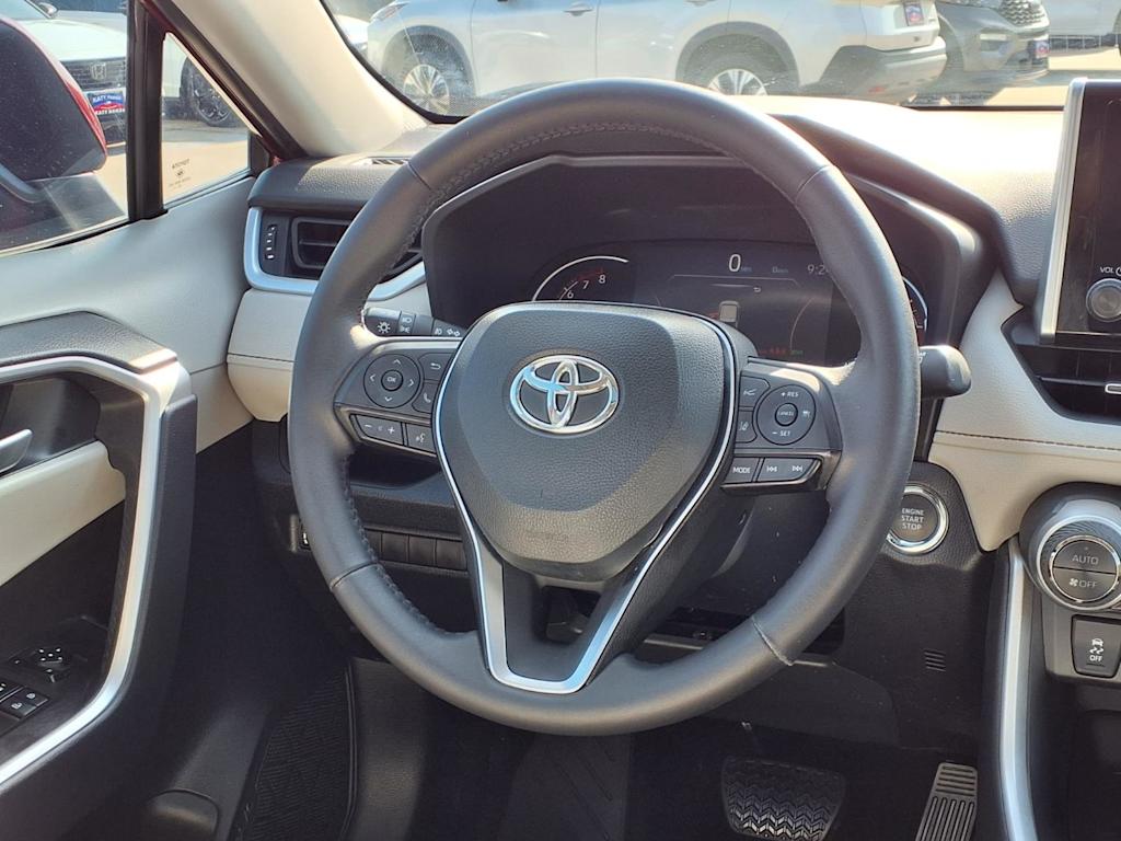 Thumbnail: 2024 Toyota RAV4 - 14