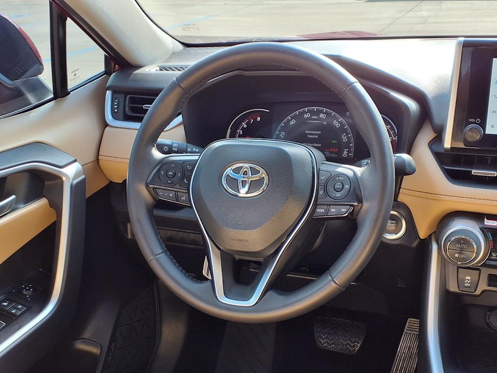 Thumbnail: 2025 Toyota RAV4 - 13