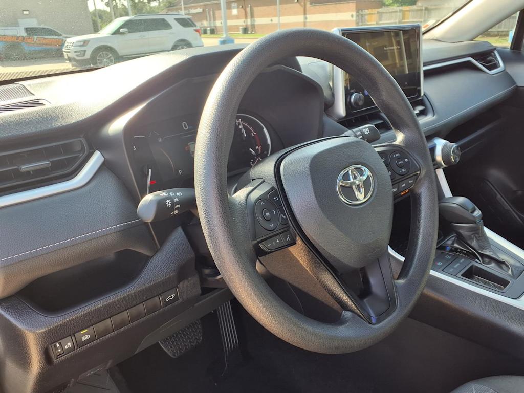Thumbnail: 2024 Toyota RAV4 - 2