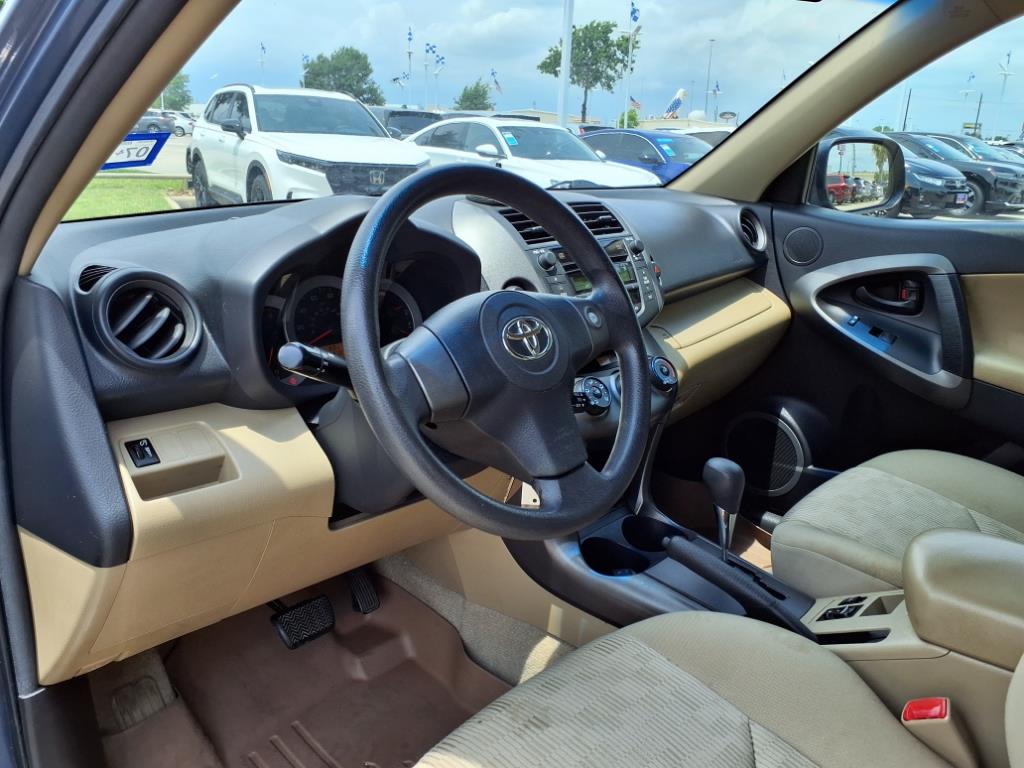 2011 Toyota RAV4 Base 2