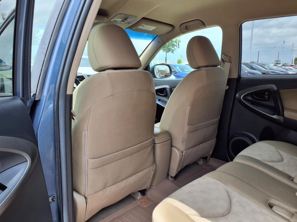 2011 Toyota RAV4 Base 13