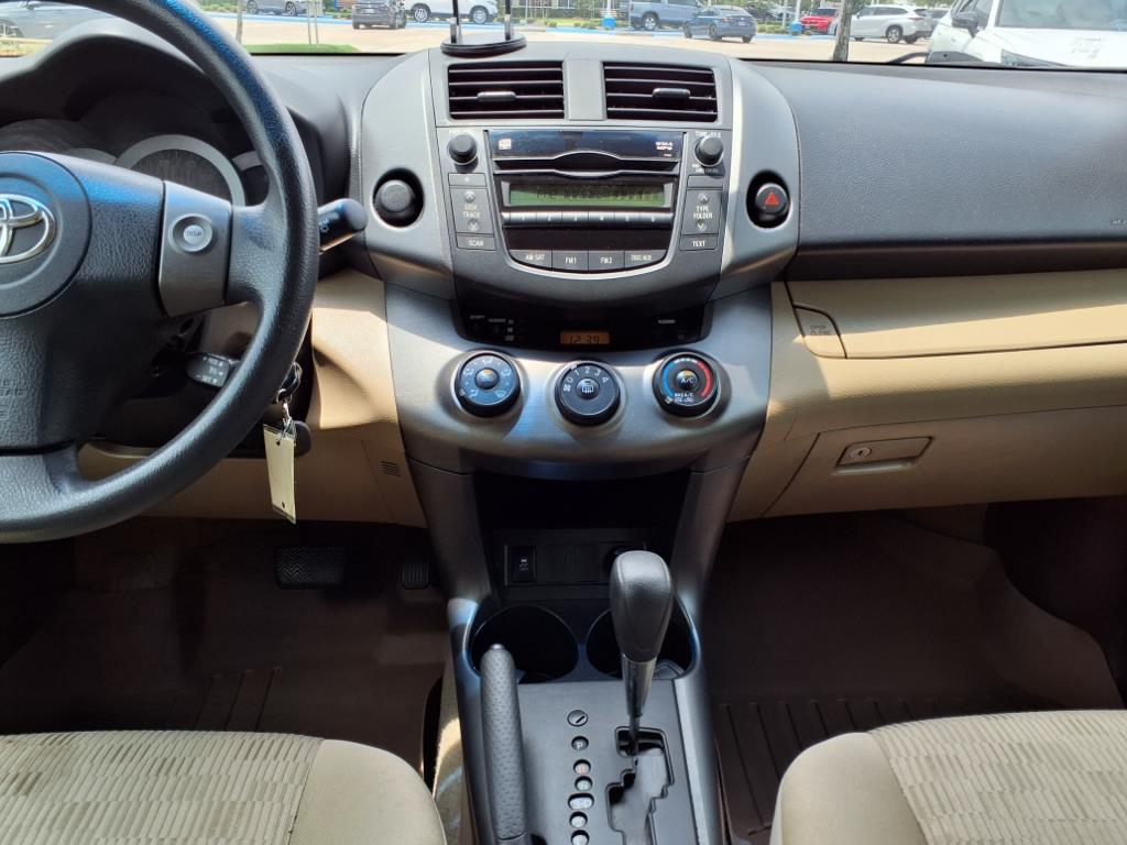 2011 Toyota RAV4 Base 15