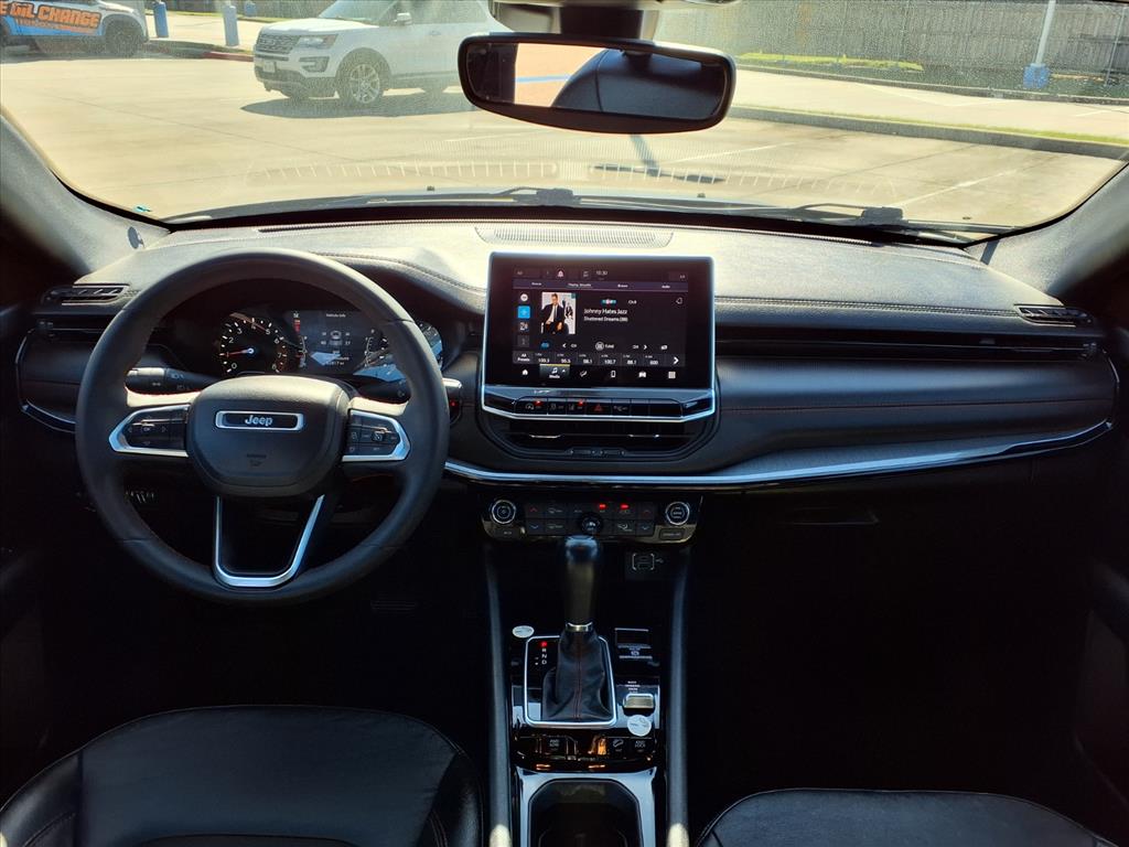 Thumbnail: 2023 Jeep Compass - 9