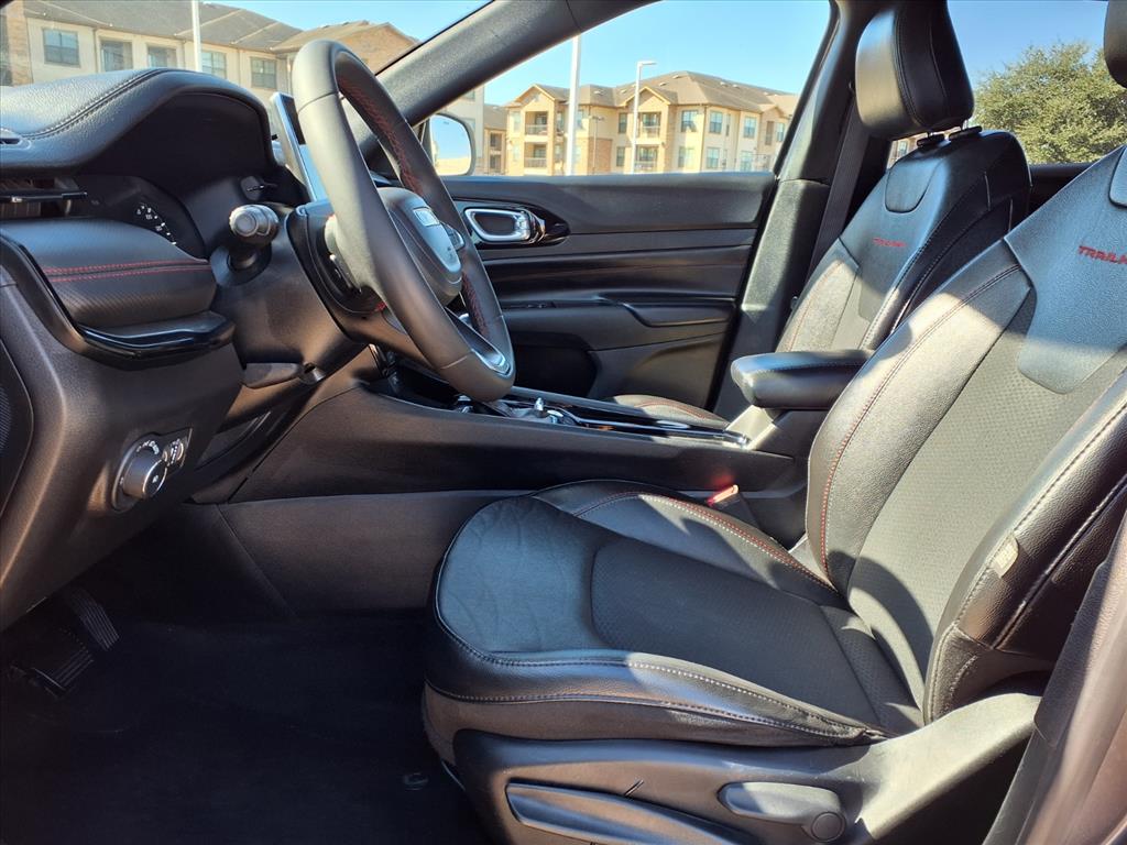 Thumbnail: 2023 Jeep Compass - 10