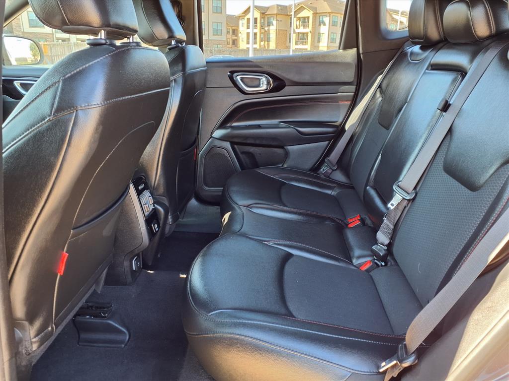 Thumbnail: 2023 Jeep Compass - 21