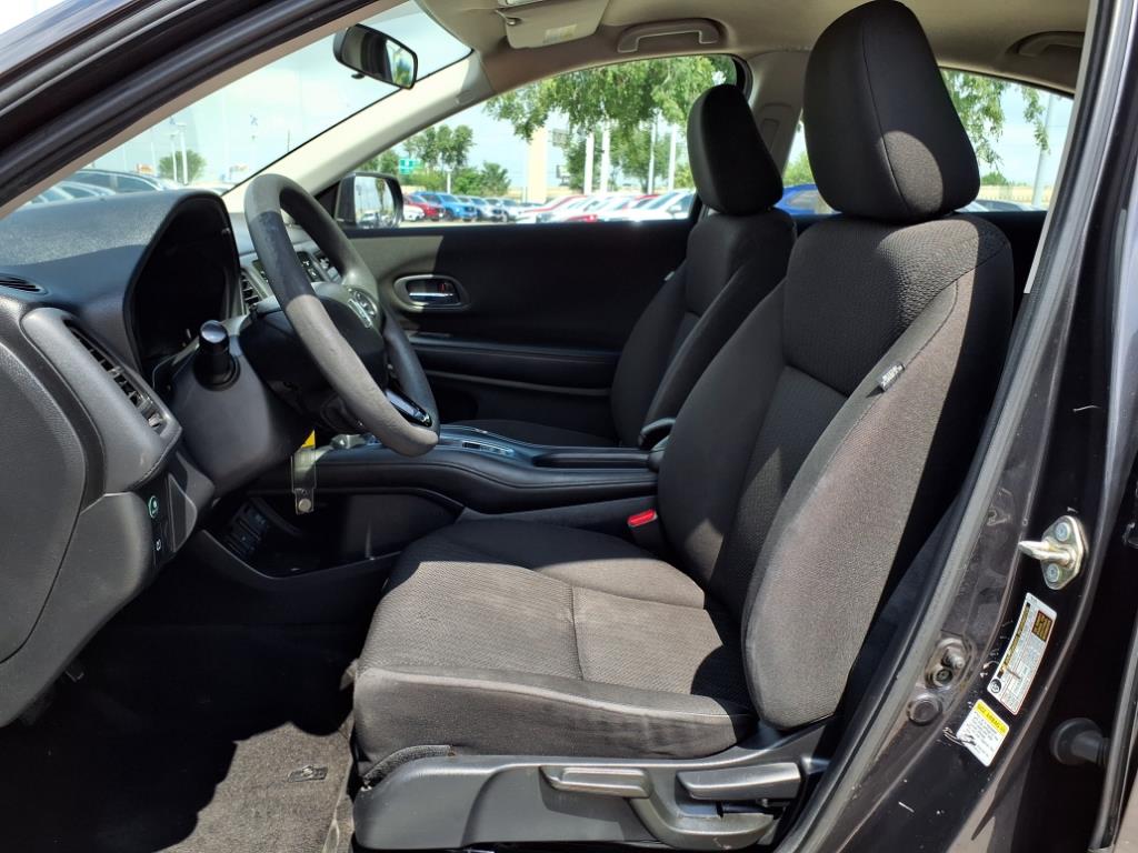 Thumbnail: 2016 Honda HR-V - 11