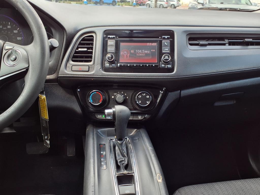 Thumbnail: 2016 Honda HR-V - 15