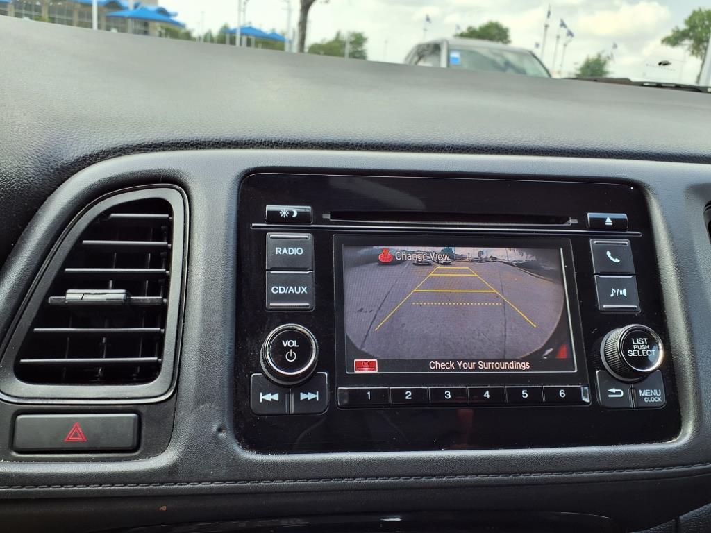 Thumbnail: 2016 Honda HR-V - 16