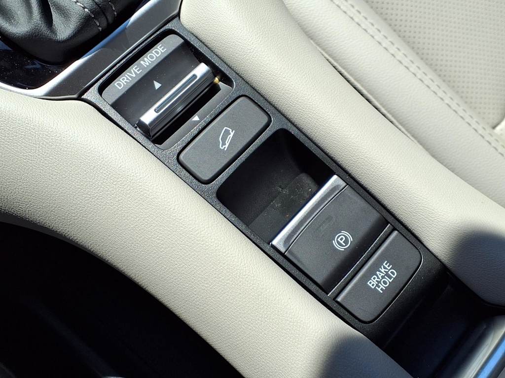 Thumbnail: 2026 Honda HR-V - 25
