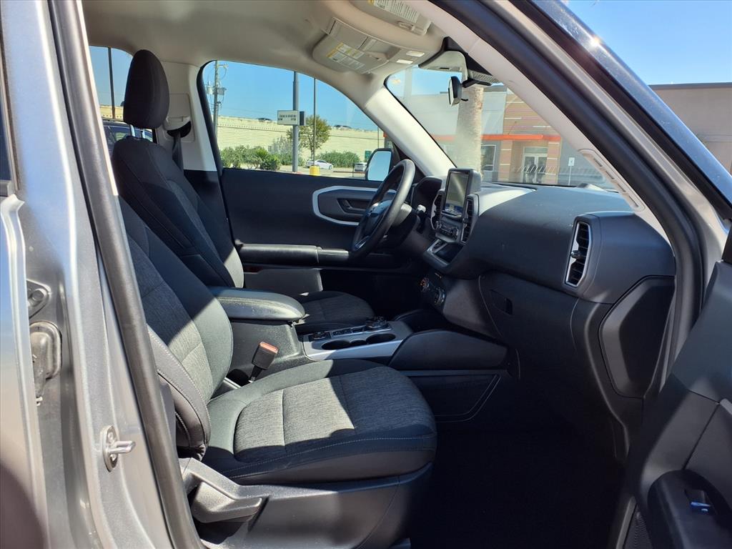 Thumbnail: 2021 Ford Bronco Sport - 11