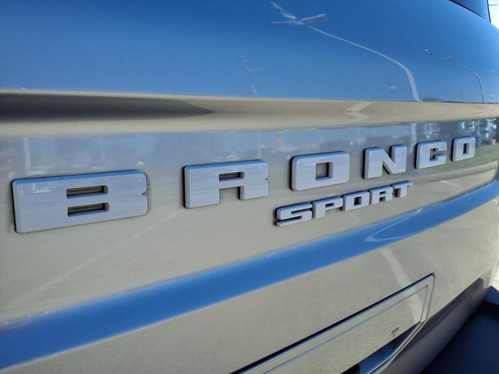 Thumbnail: 2021 Ford Bronco Sport - 6