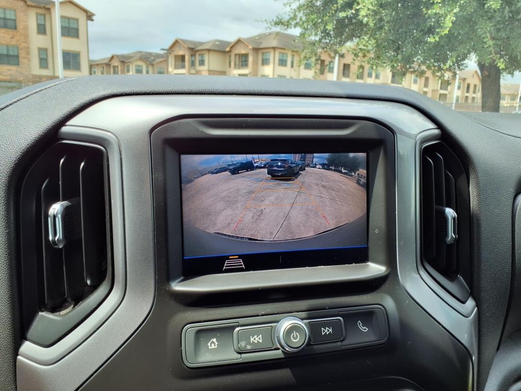 Thumbnail: 2020 Chevrolet Silverado 1500 - 16