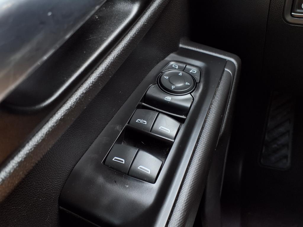 Thumbnail: 2020 Chevrolet Silverado 1500 - 25