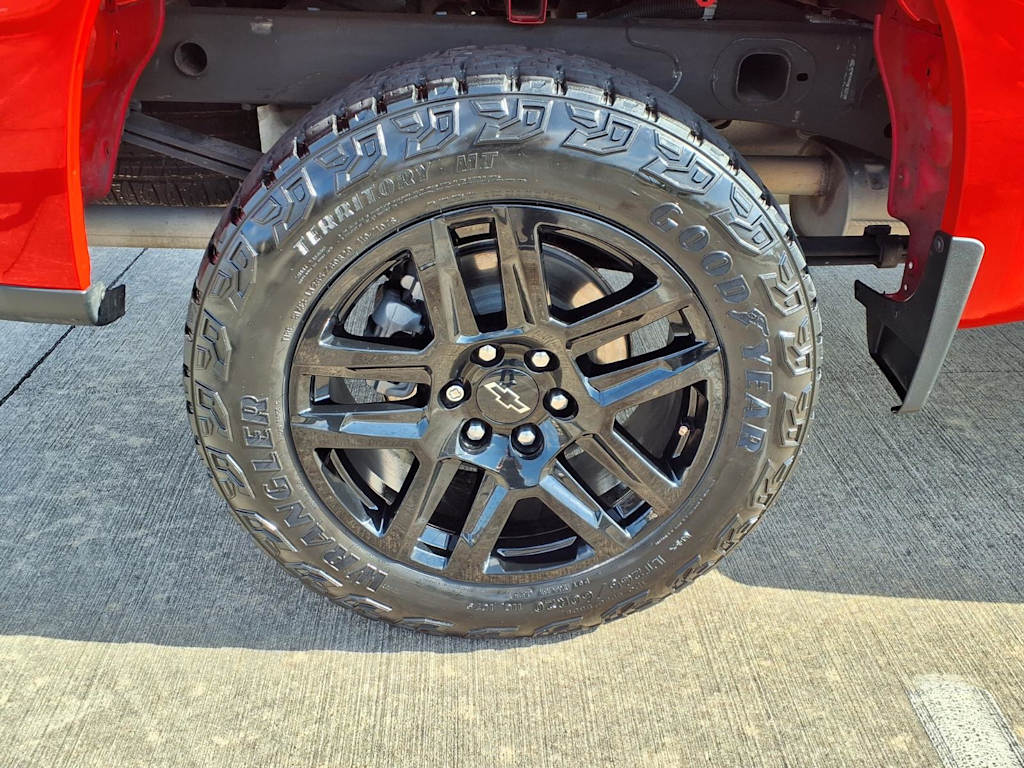 Thumbnail: 2023 Chevrolet Silverado 1500 - 8