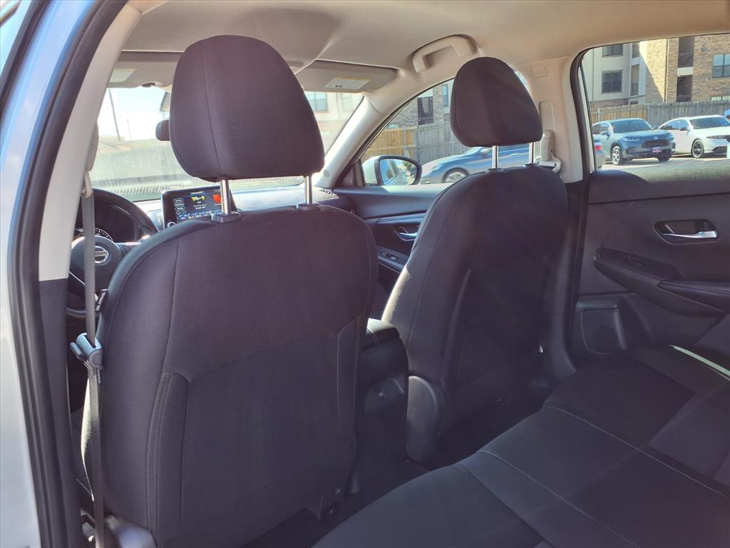 Thumbnail: 2022 Nissan Sentra - 12