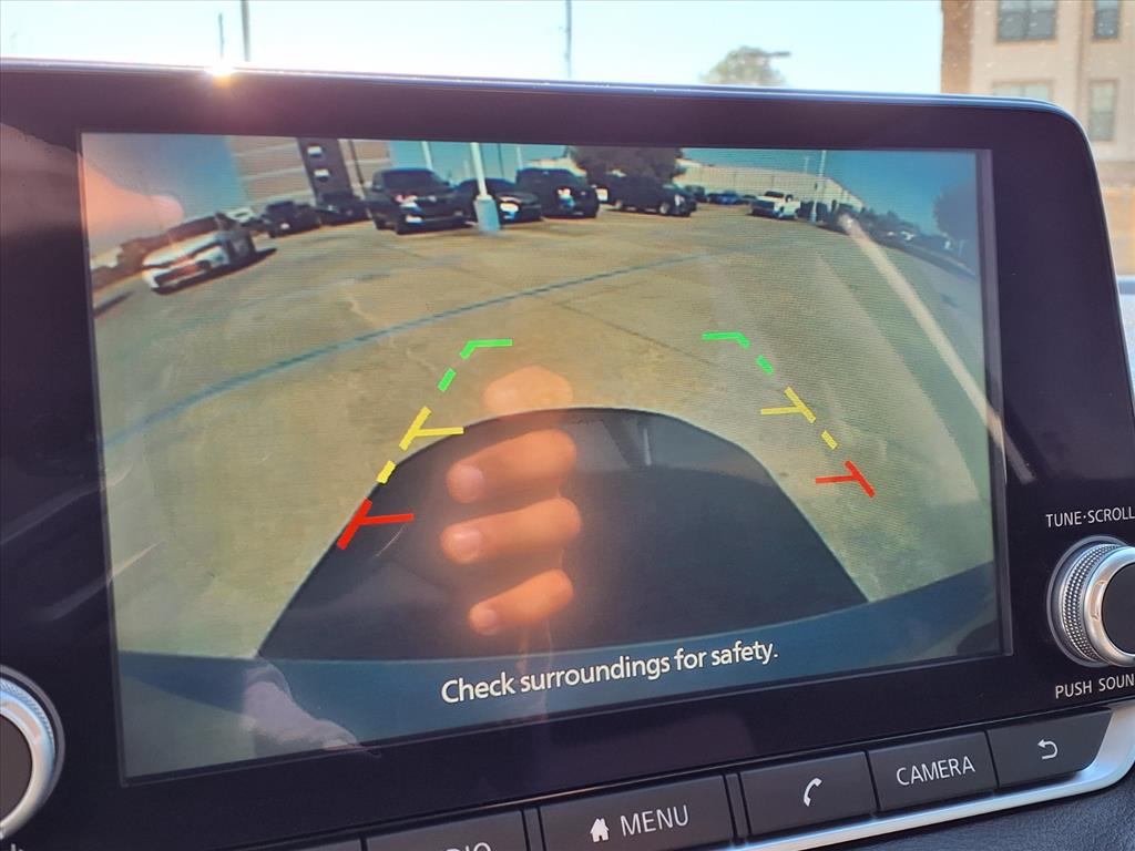 Thumbnail: 2022 Nissan Sentra - 21