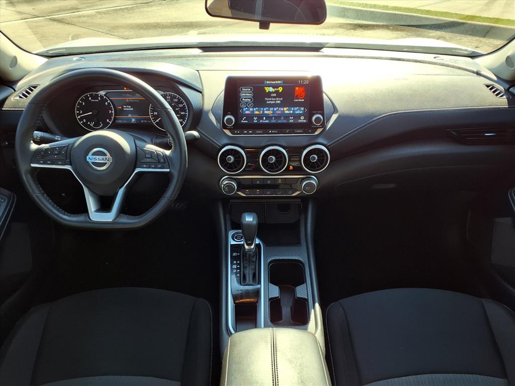 Thumbnail: 2022 Nissan Sentra - 10