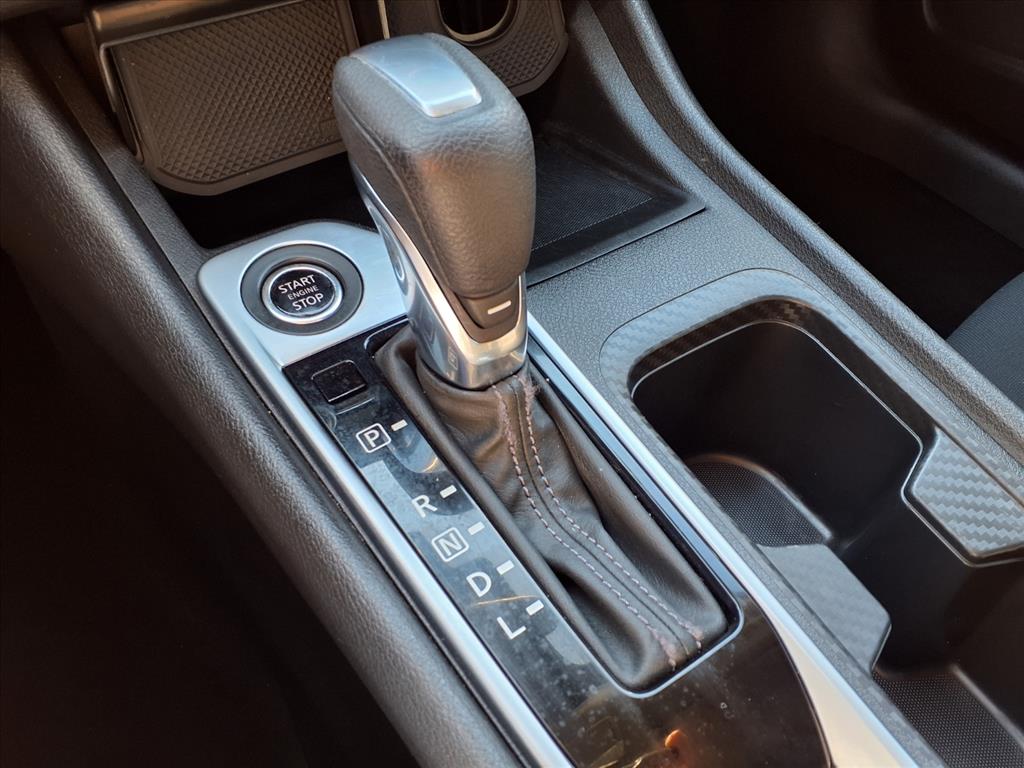 Thumbnail: 2022 Nissan Sentra - 16