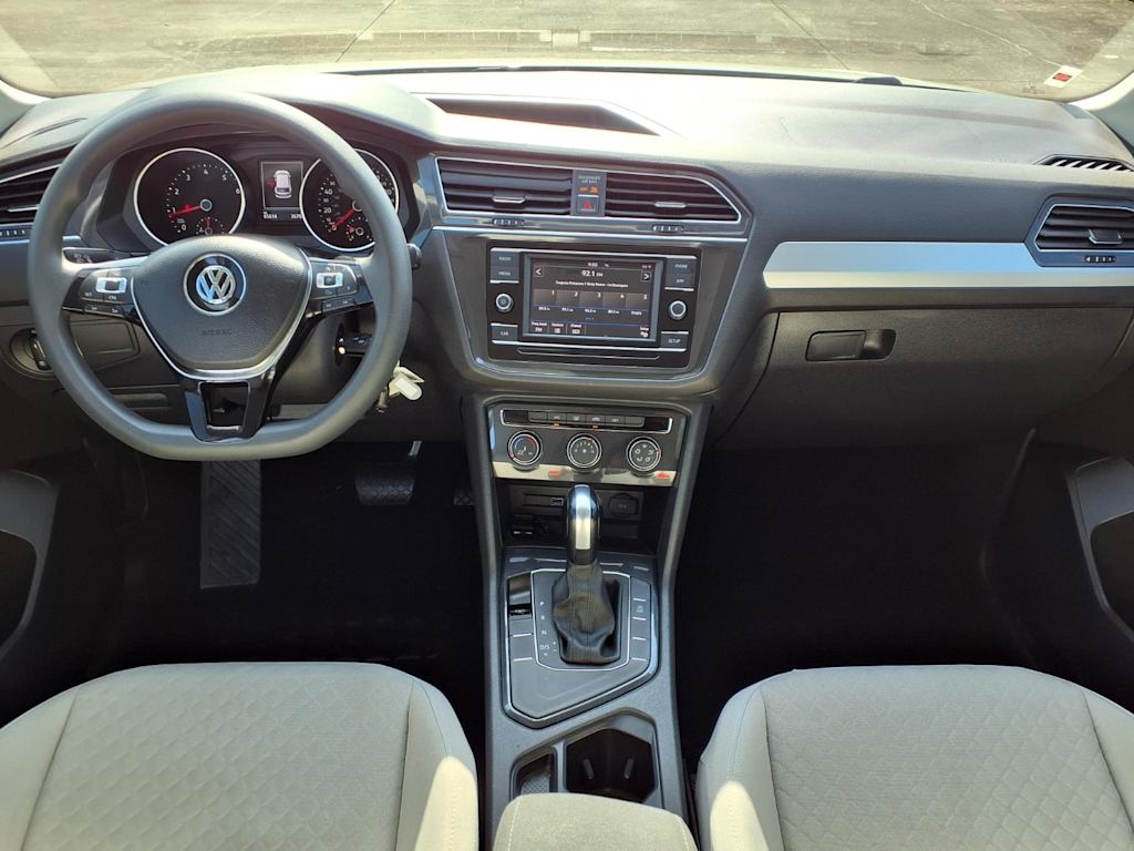 Thumbnail: 2018 Volkswagen Tiguan - 9