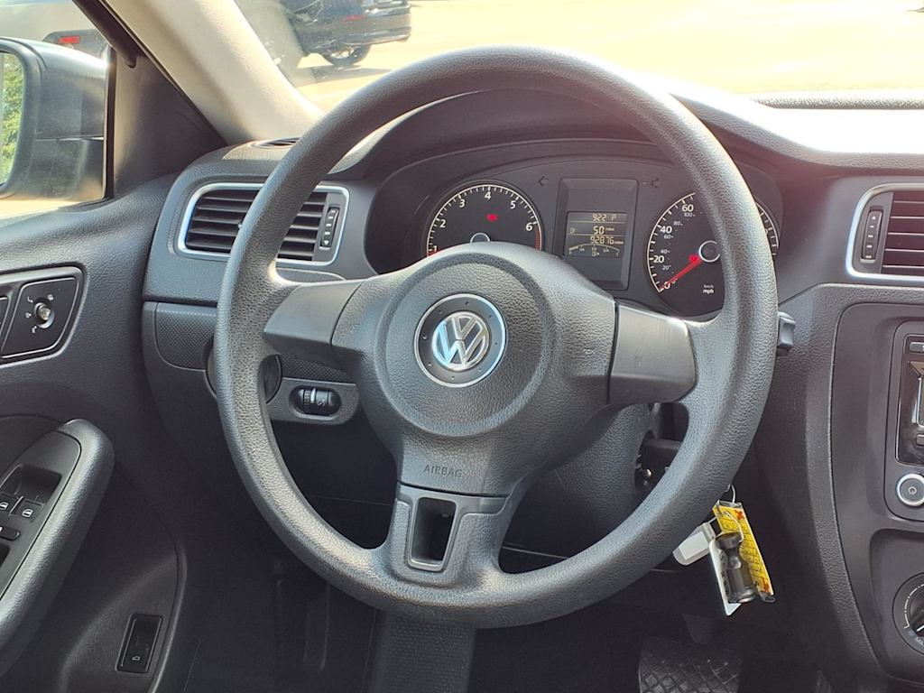 Thumbnail: 2014 Volkswagen Jetta - 13