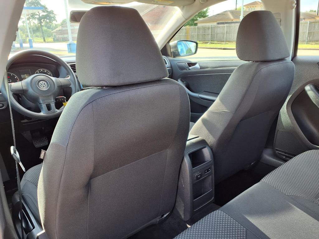 Thumbnail: 2014 Volkswagen Jetta - 11