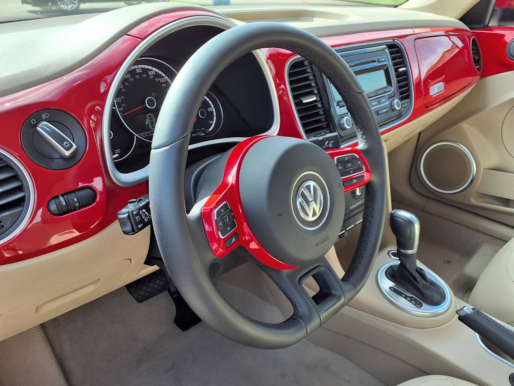 Thumbnail: 2014 Volkswagen Beetle - 2