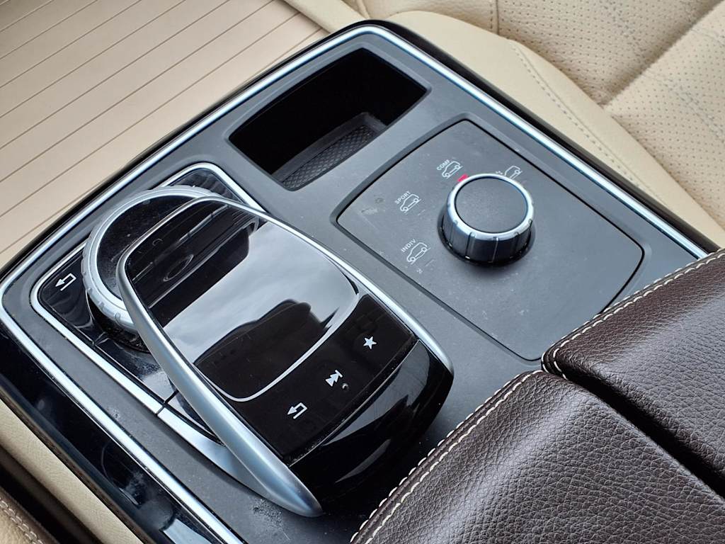 Thumbnail: 2017 Mercedes-Benz GLE - 15