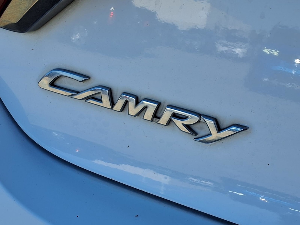 Thumbnail: 2016 Toyota Camry - 7