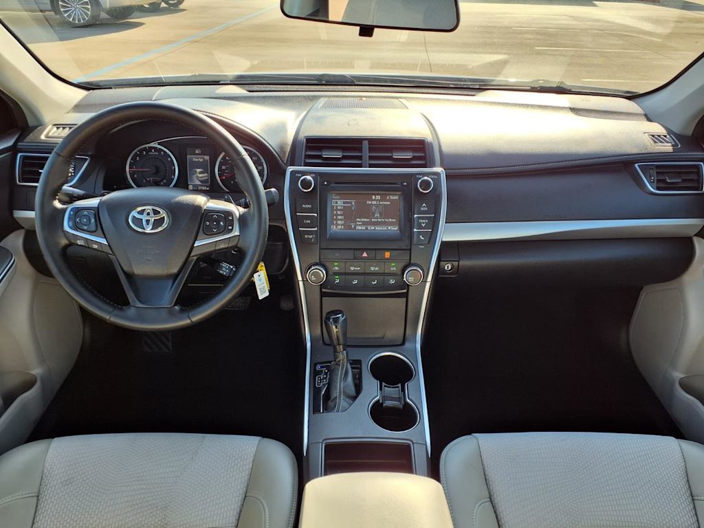 Thumbnail: 2016 Toyota Camry - 9