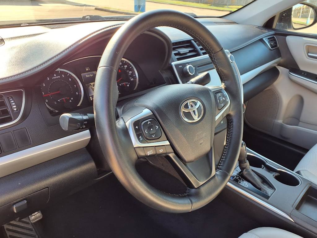 Thumbnail: 2016 Toyota Camry - 2