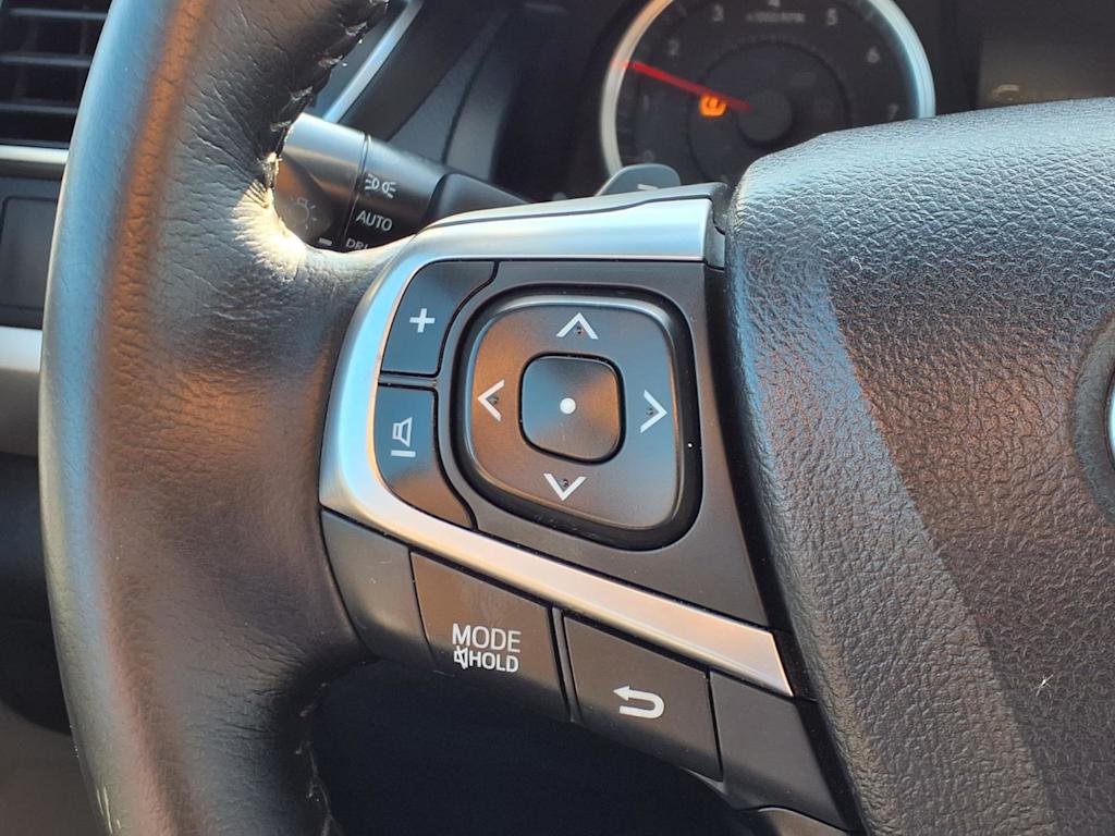 Thumbnail: 2016 Toyota Camry - 22