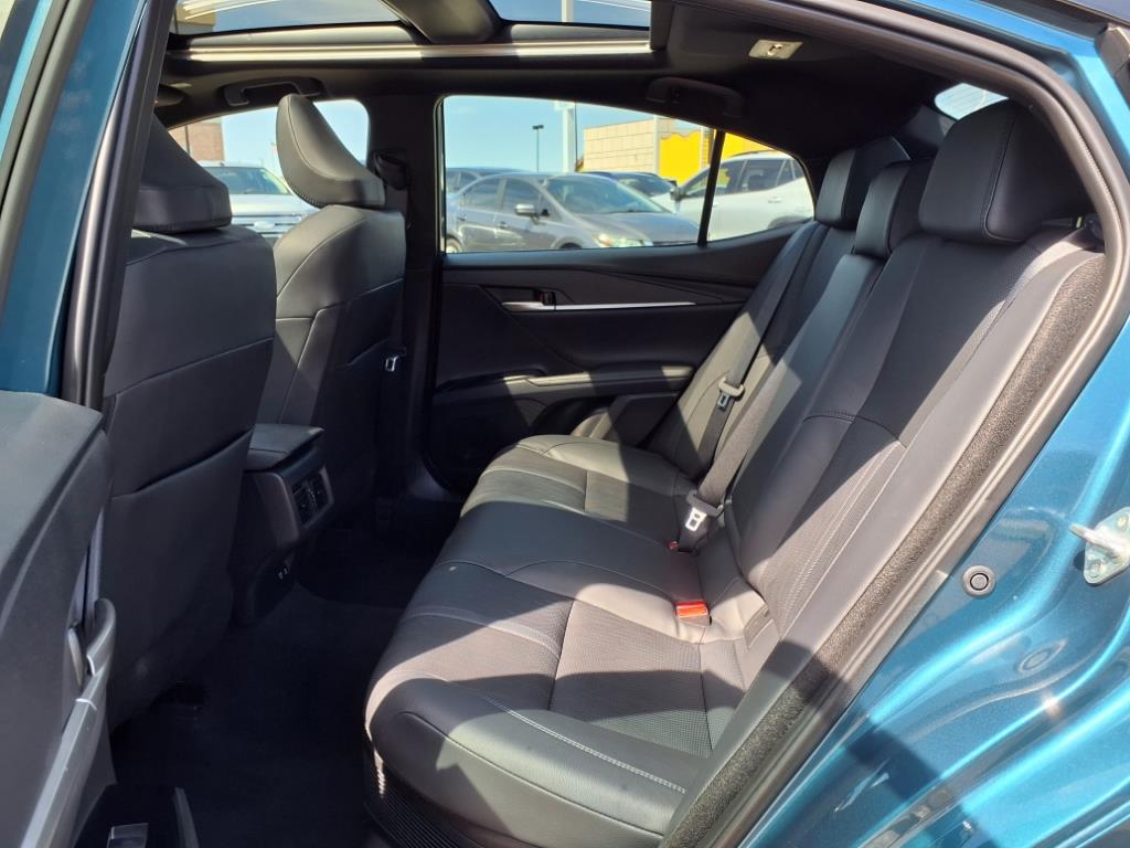 2025 Toyota Camry XLE 22