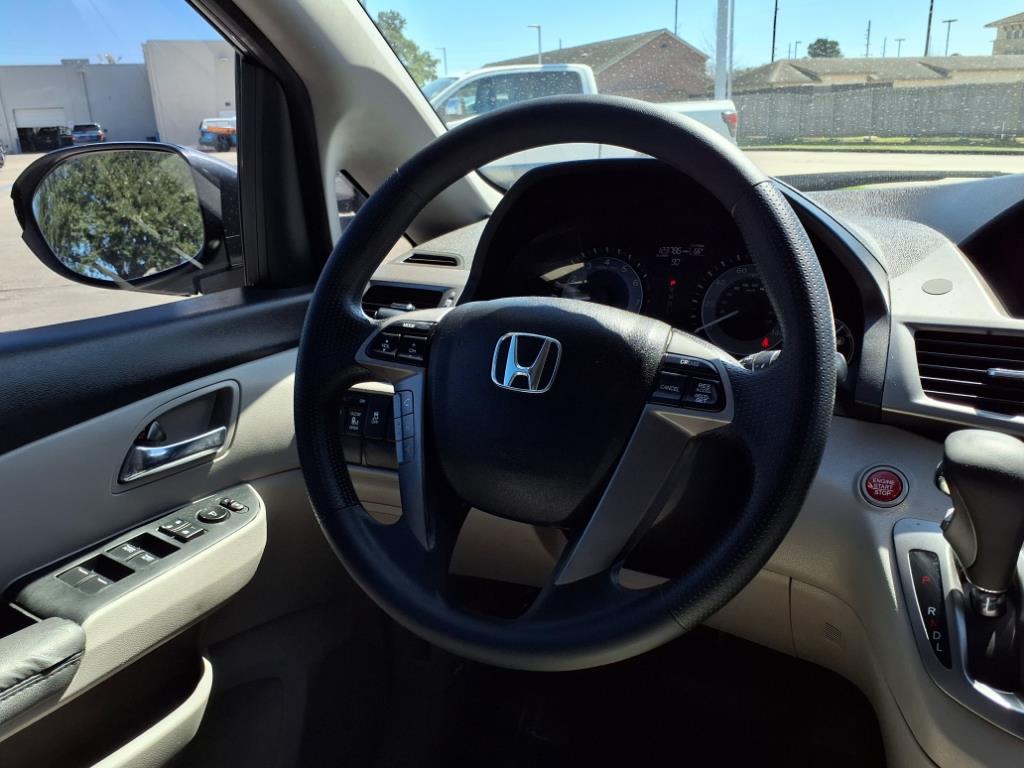 2016 Honda Odyssey EX 14